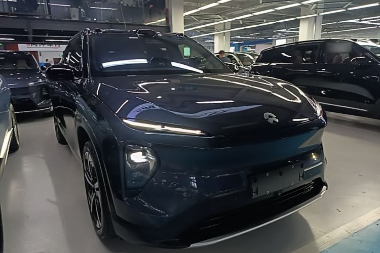 Used Nio ES7 2022 75 kWh Front Right 45 Deg