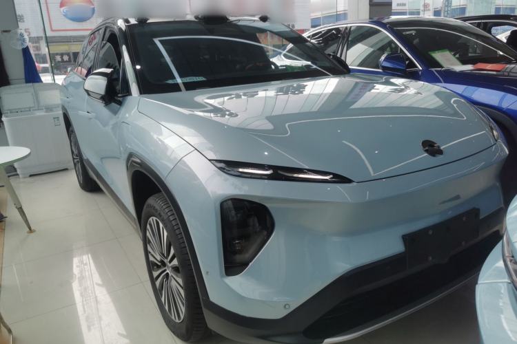 Used Nio ES7 2022 75 kWh Front Right 45 Deg