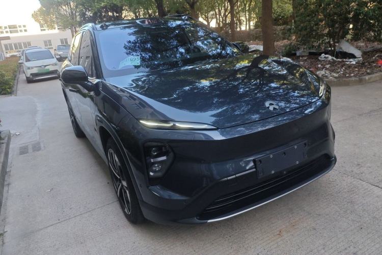 Used Nio ES7 2022 100kWh First Edition Front Right 45 Deg