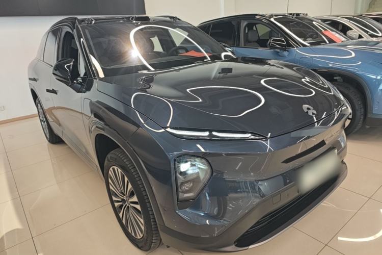 Used Nio ES7 2022 75 kWh Front Right 45 Deg