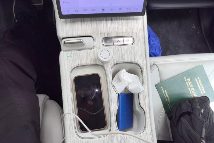 Used Nio ES7 2022 100kWh First Edition Gear Lever