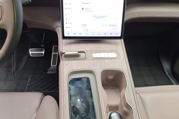 Used Nio ES7 2022 100kWh First Edition Gear Lever