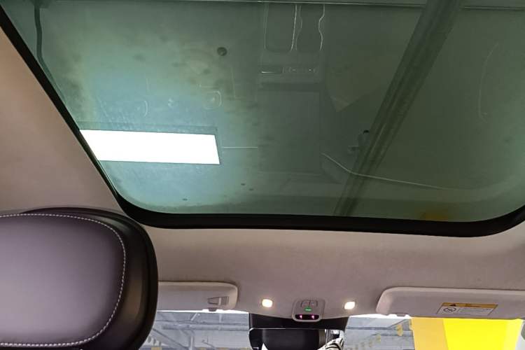 Used Nio ES7 2022 100kWh First Edition Headliner