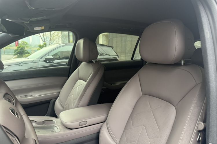 Used Nio ES7 2022 100kWh First Edition Headliner