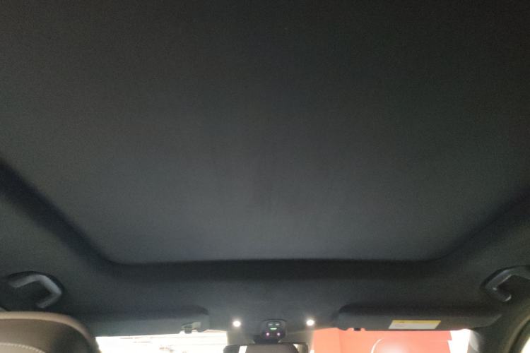 Used Nio ES7 2022 75 kWh Headliner