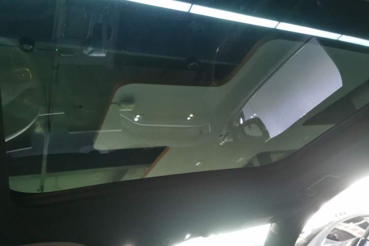 Used Nio ES7 2022 75 kWh Headliner