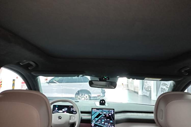 Used Nio ES7 2022 75 kWh Headliner