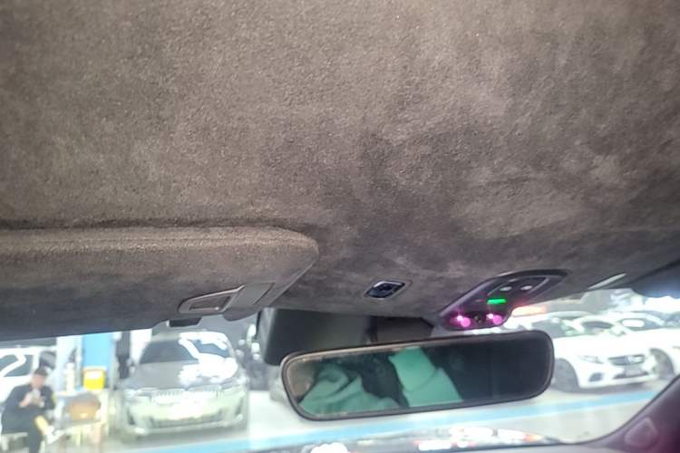 Used Nio ES7 2022 75 kWh Headliner