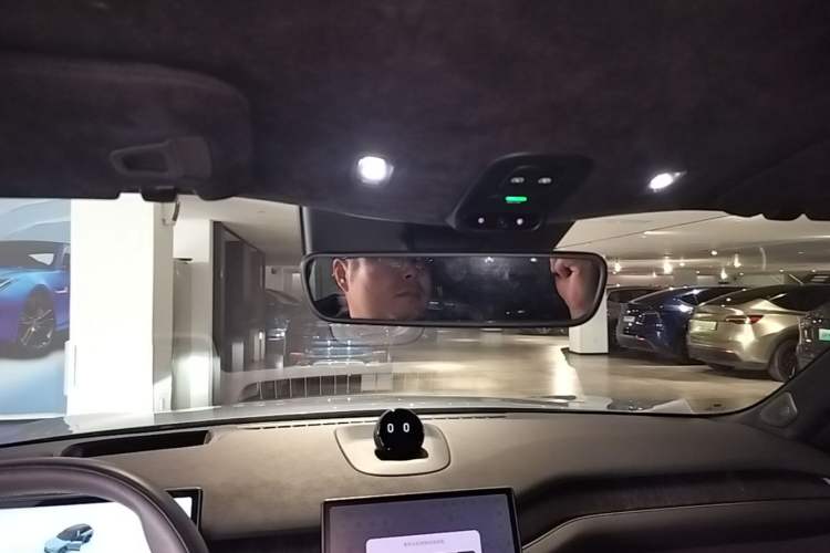 Used Nio ES7 2022 100kWh First Edition Headliner