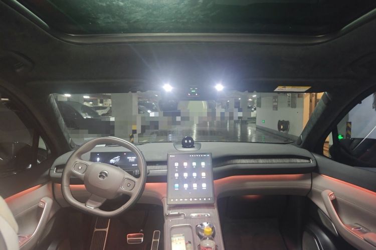 Used Nio ES7 2022 75 kWh Headliner