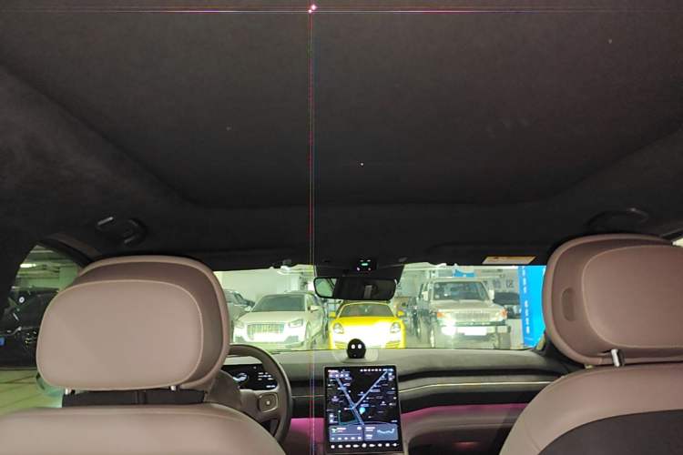 Used Nio ES7 2022 75 kWh Headliner