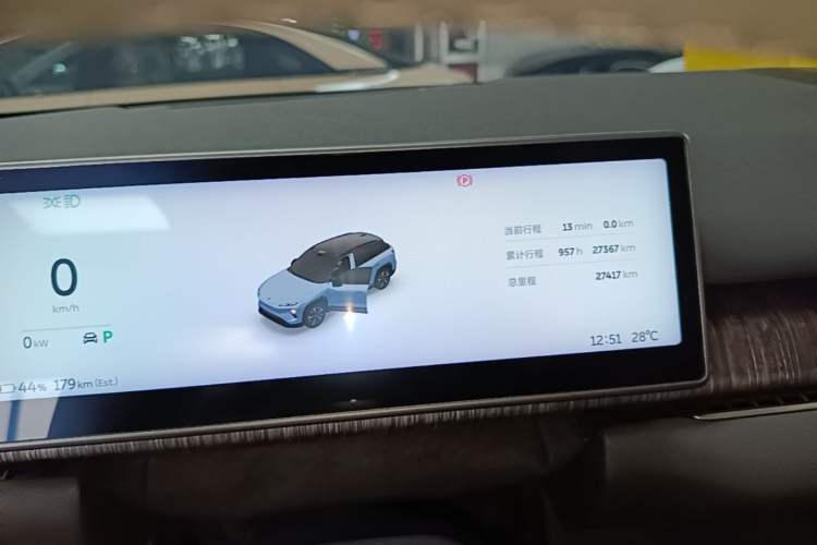 Used Nio ES7 2022 100kWh First Edition Instrument Cluster