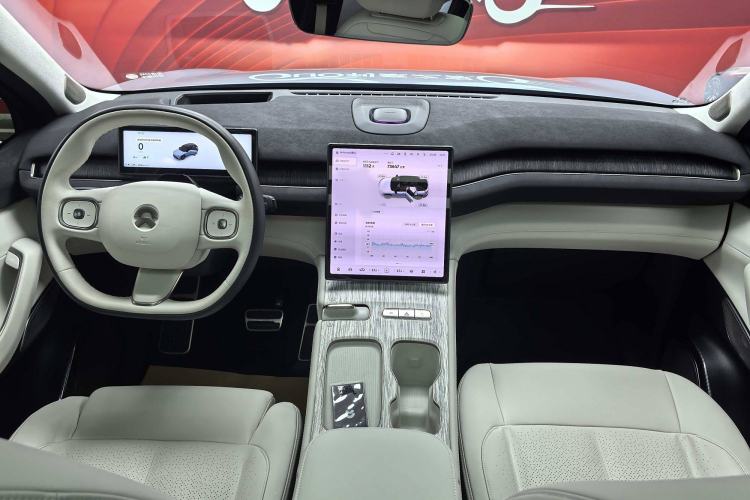 Used Nio ES7 2022 75 kWh Interior 1