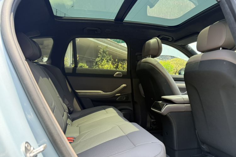 Used Nio ES7 2022 75 kWh Interior 10