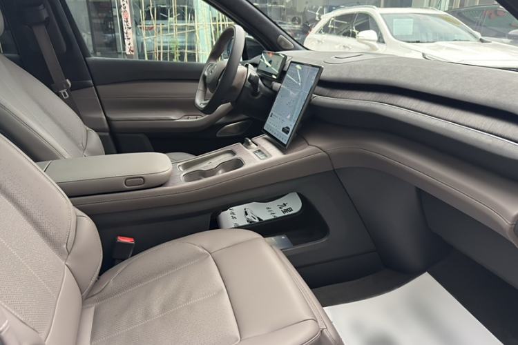 Used Nio ES7 2022 75 kWh Interior 10