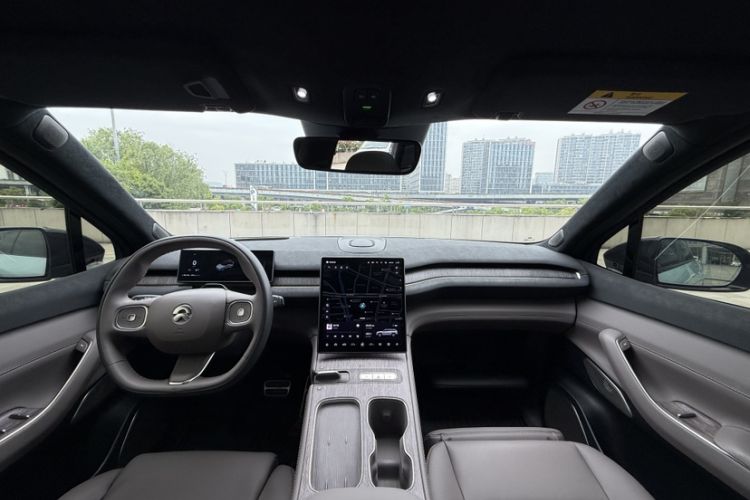 Used Nio ES7 2022 75 kWh Interior 2