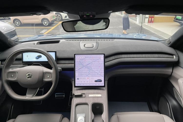 Used Nio ES7 2022 75 kWh Interior 2