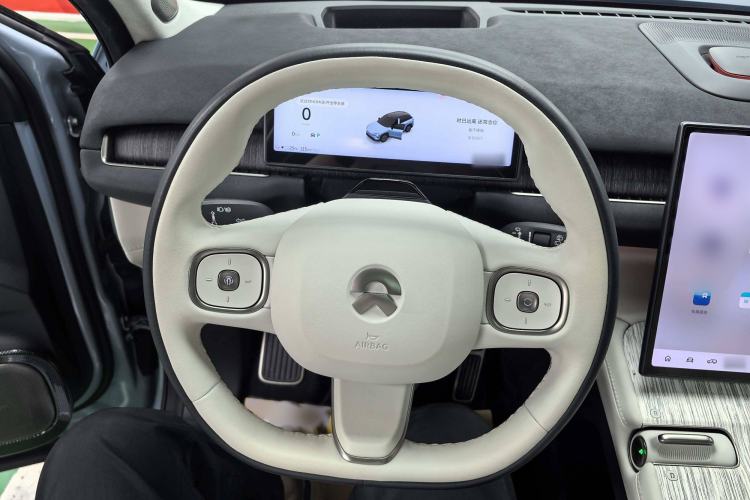 Used Nio ES7 2022 75 kWh Interior 2