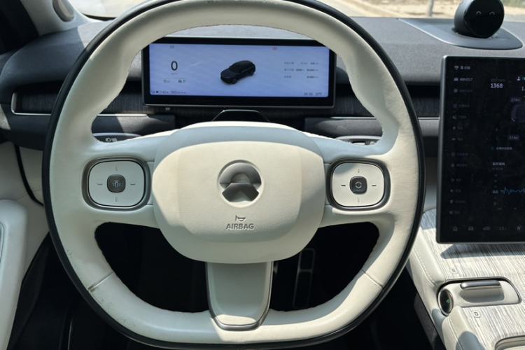 Used Nio ES7 2022 100 kWh Interior 2