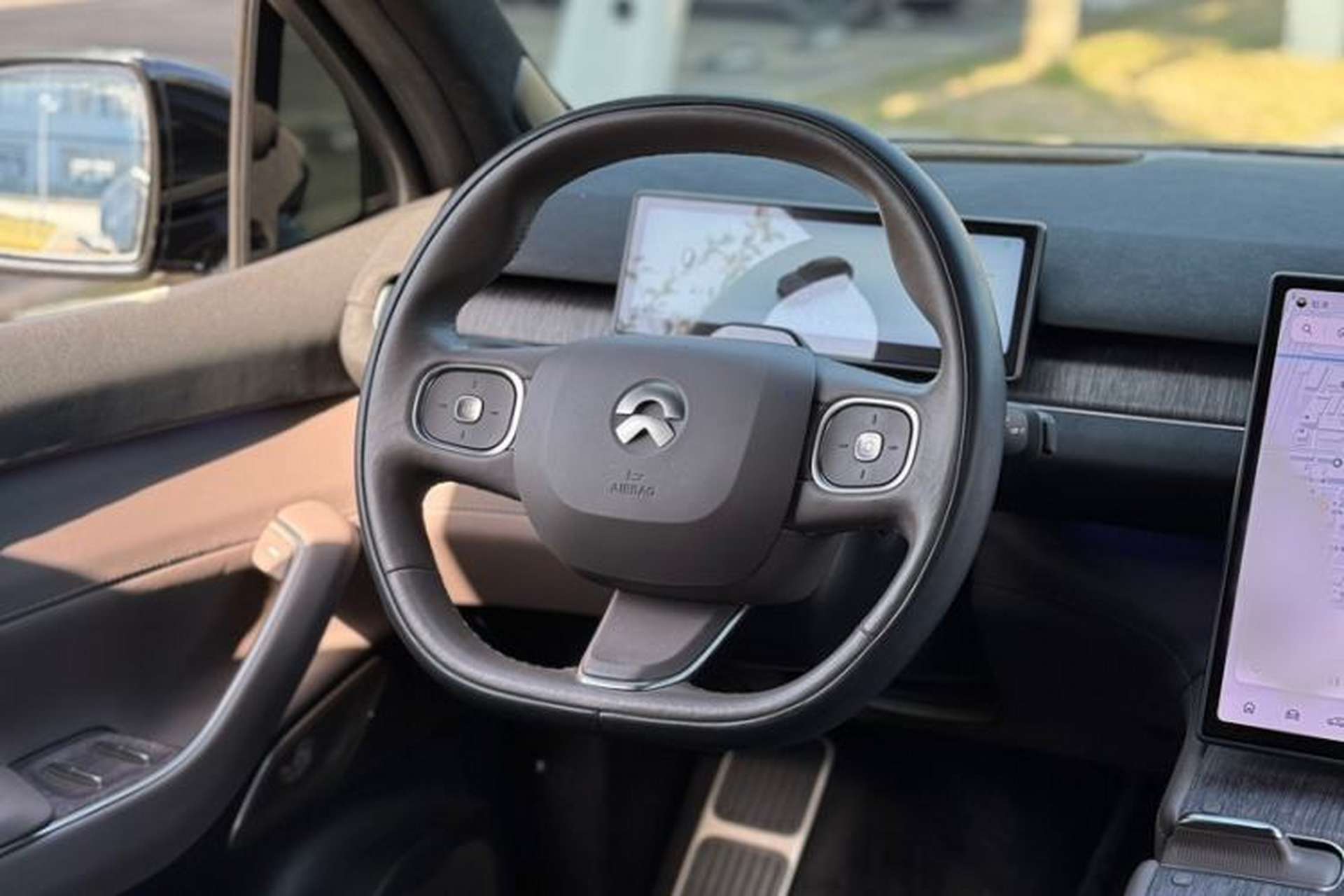Used Nio ES7 2022 100 kWh Interior 3