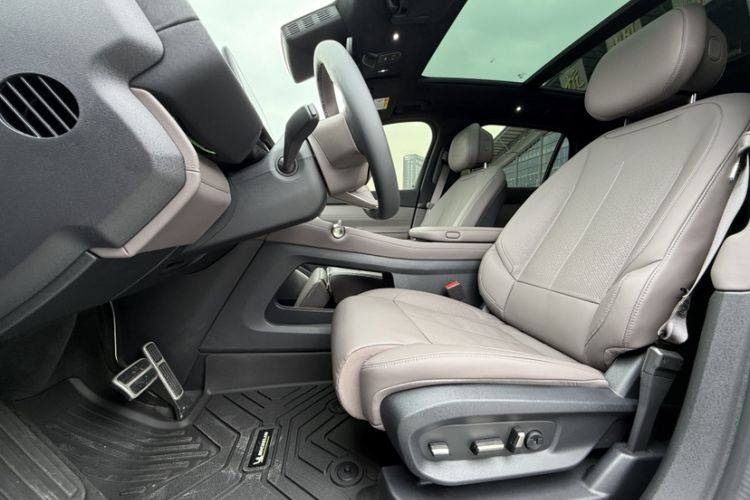 Used Nio ES7 2022 75 kWh Interior 3