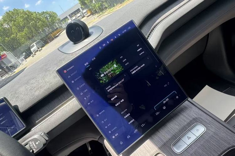 Used Nio ES7 2022 75 kWh Interior 3