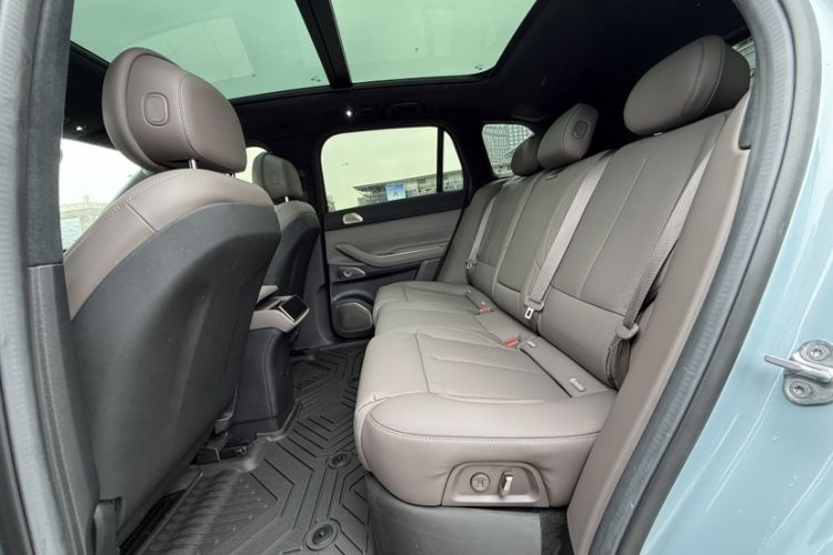 Used Nio ES7 2022 75 kWh Interior 4