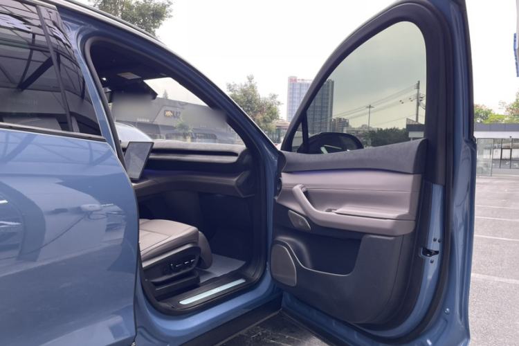 Used Nio ES7 2022 75 kWh Interior 4