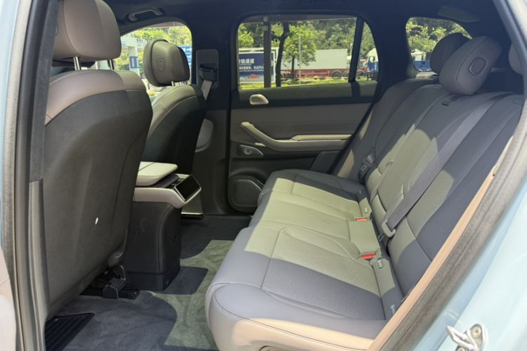 Used Nio ES7 2022 75 kWh Interior 4
