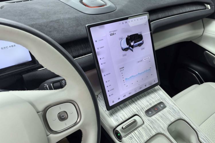 Used Nio ES7 2022 75 kWh Interior 4