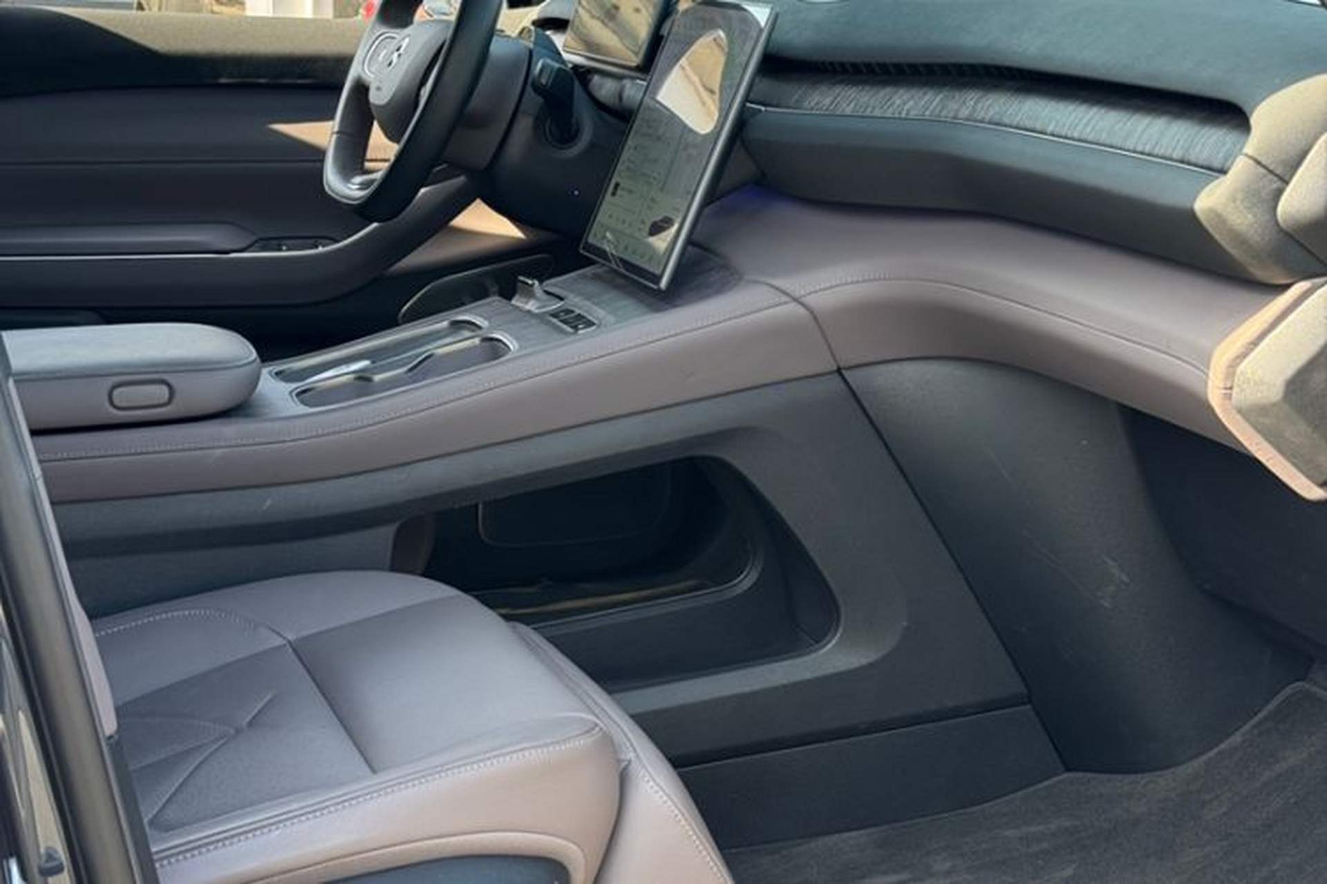 Used Nio ES7 2022 100 kWh Interior 6