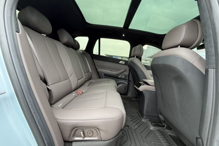 Used Nio ES7 2022 75 kWh Interior 6