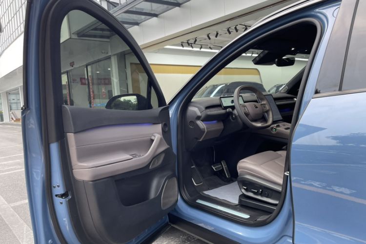 Used Nio ES7 2022 75 kWh Interior 8
