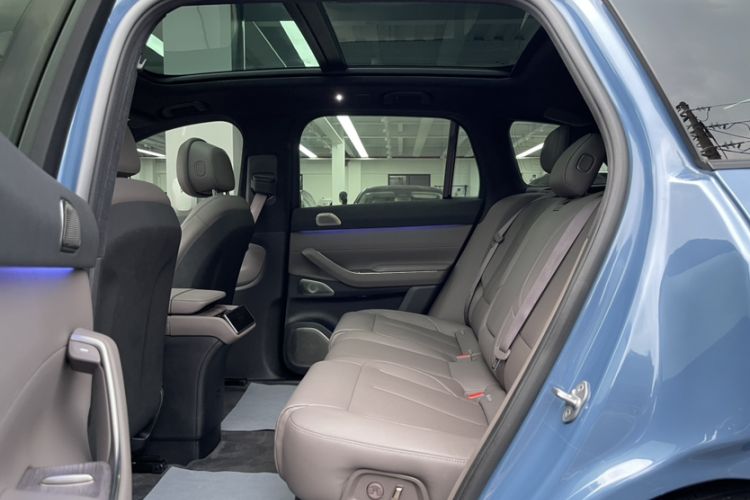 Used Nio ES7 2022 75 kWh Interior 9