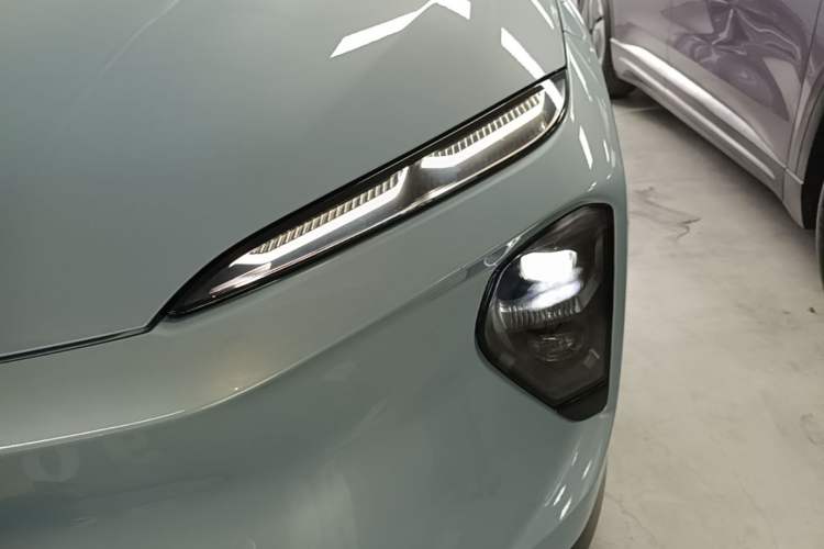 Used Nio ES7 2022 100kWh First Edition Left Front Headlight