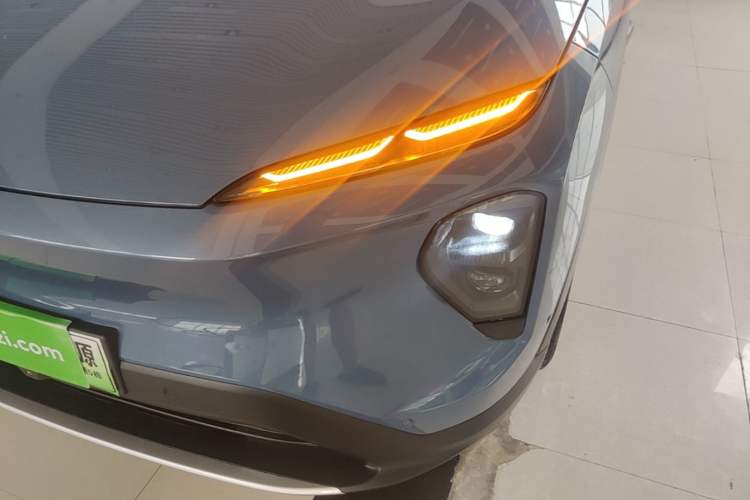 Used Nio ES7 2022 75 kWh Left Front Headlight