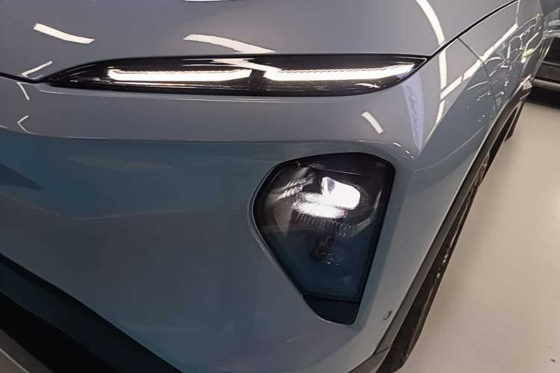 Used Nio ES7 2022 75 kWh Left Front Headlight