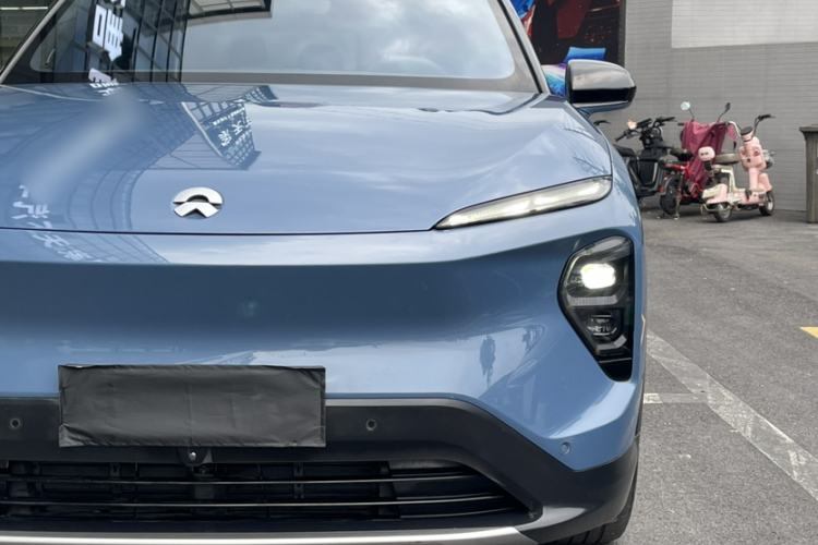 Used Nio ES7 2022 75 kWh Left Front Headlight