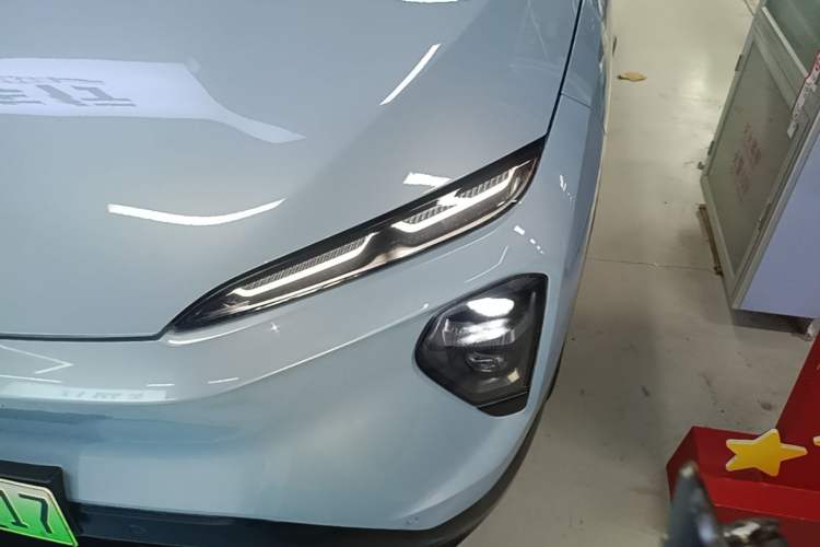 Used Nio ES7 2022 75 kWh Left Front Headlight
