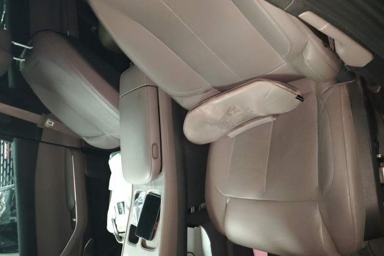 Used Nio ES7 2022 100 kWh Left Front Seat