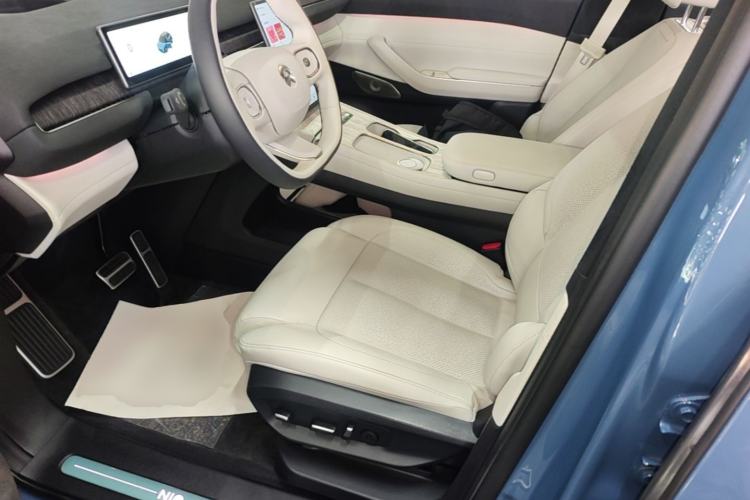 Used Nio ES7 2022 75 kWh Left Front Seat