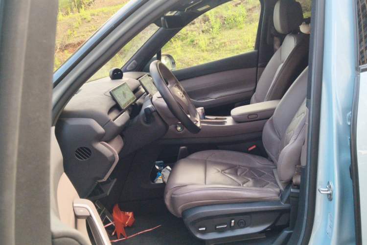 Used Nio ES7 2022 100kWh First Edition Left Front Seat