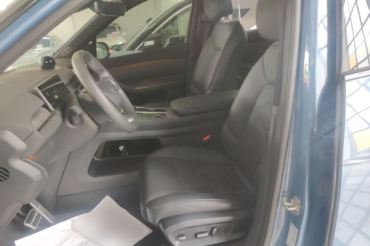 Used Nio ES7 2022 75 kWh Left Front Seat