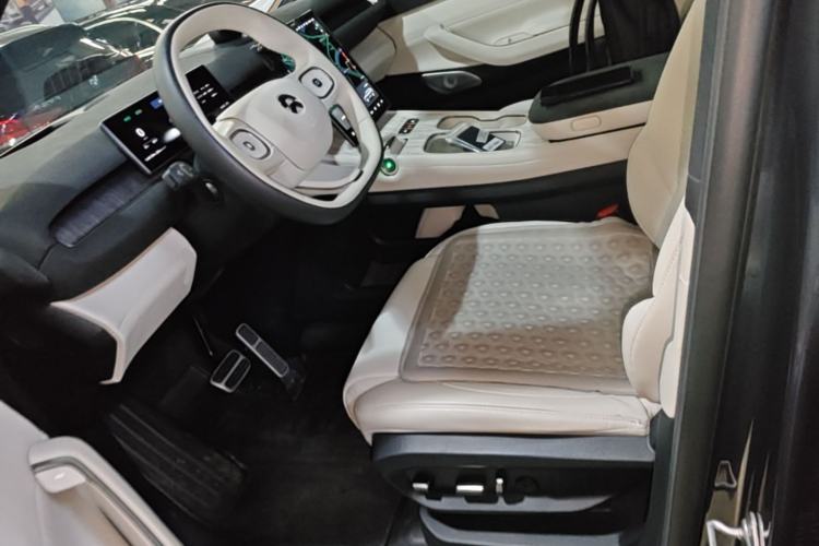 Used Nio ES7 2022 75 kWh Left Front Seat