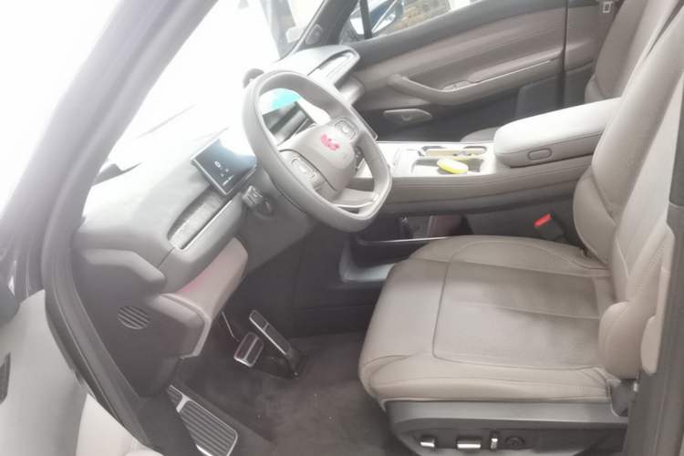 Used Nio ES7 2022 75 kWh Left Front Seat