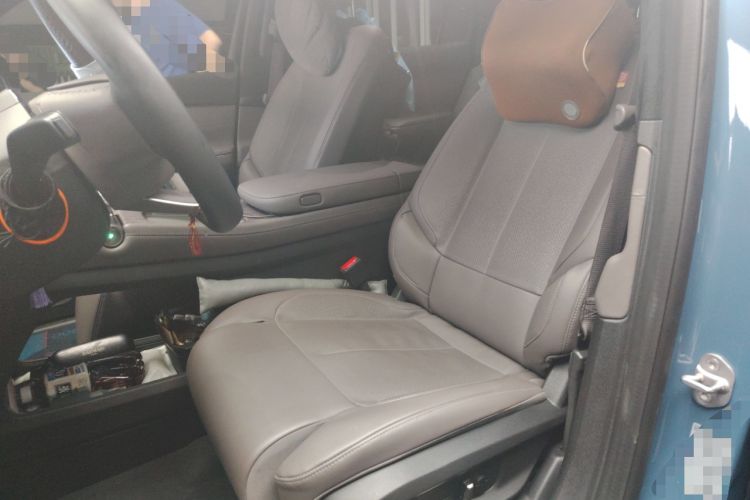 Used Nio ES7 2022 75 kWh Left Front Seat