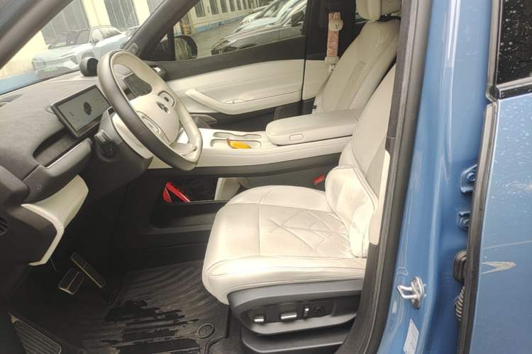 Used Nio ES7 2022 100kWh First Edition Left Front Seat