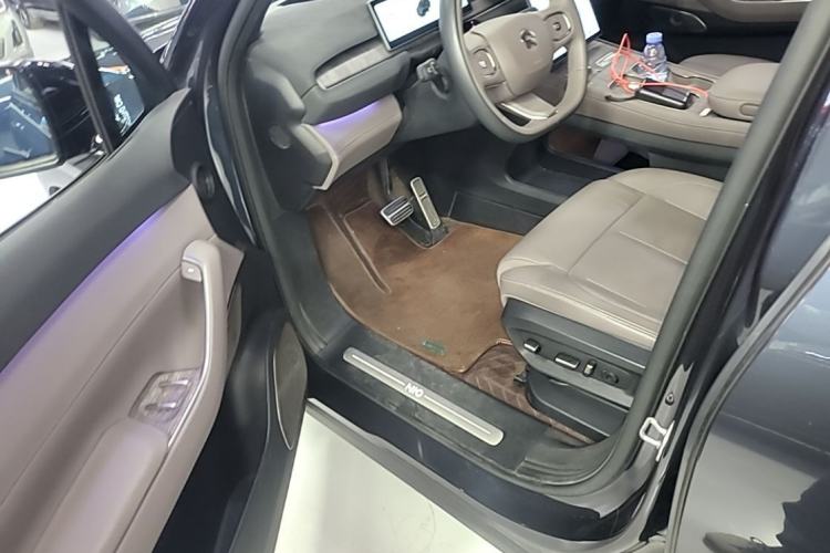 Used Nio ES7 2022 75 kWh Left Front Seat