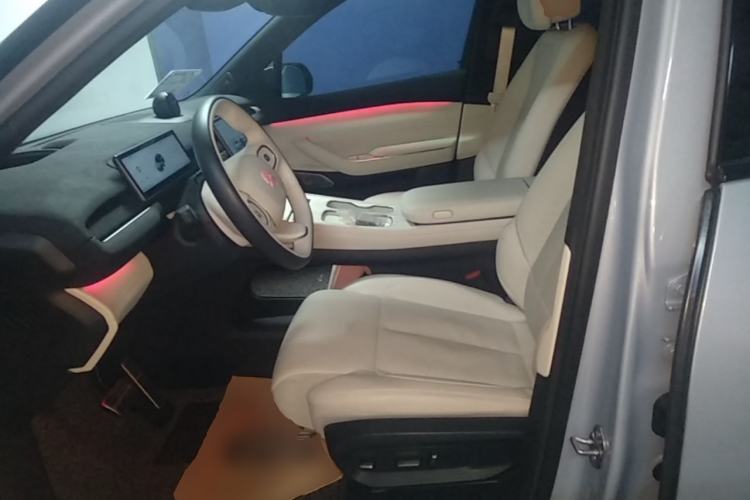 Used Nio ES7 2022 75 kWh Left Front Seat