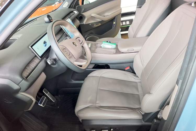 Used Nio ES7 2022 75 kWh Left Front Seat